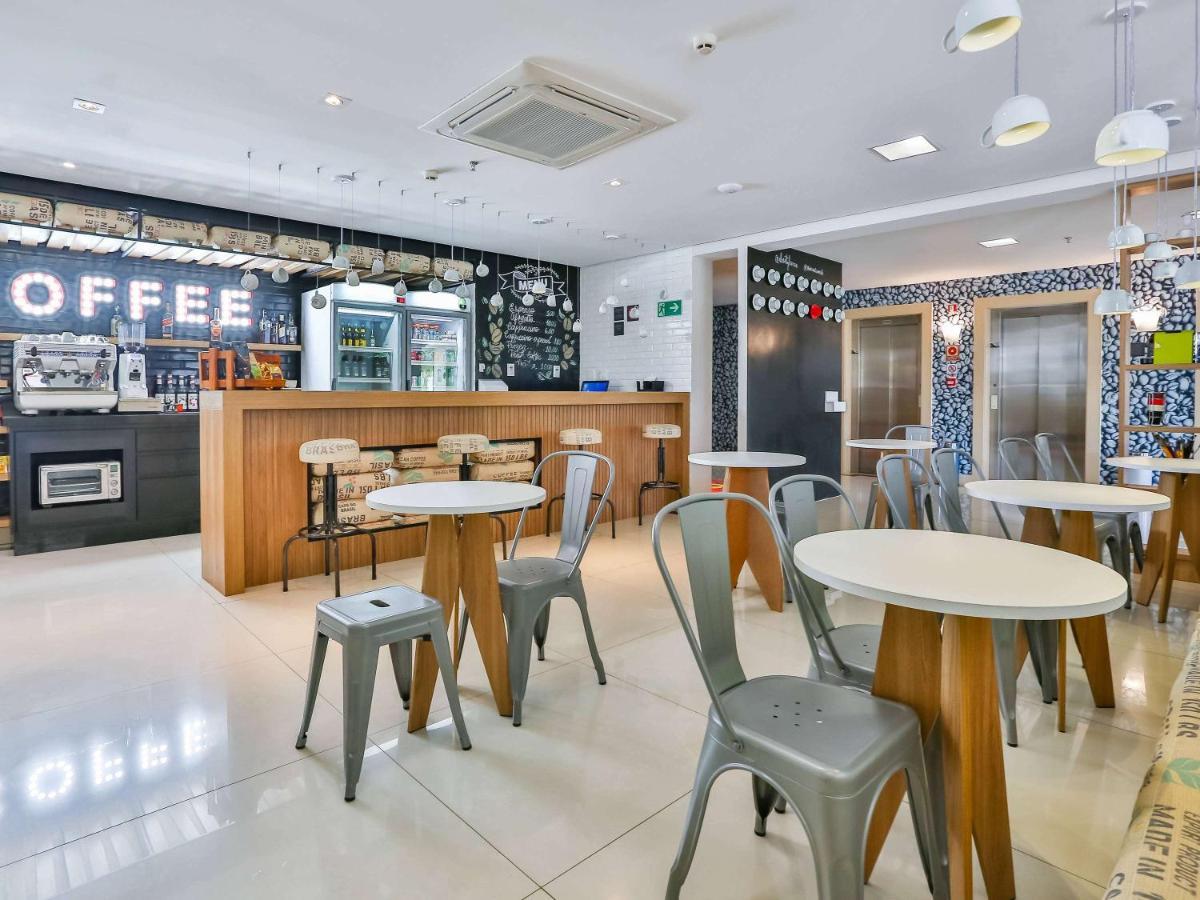 Отель Ibis Styles Витория-да-Конкиста Экстерьер фото